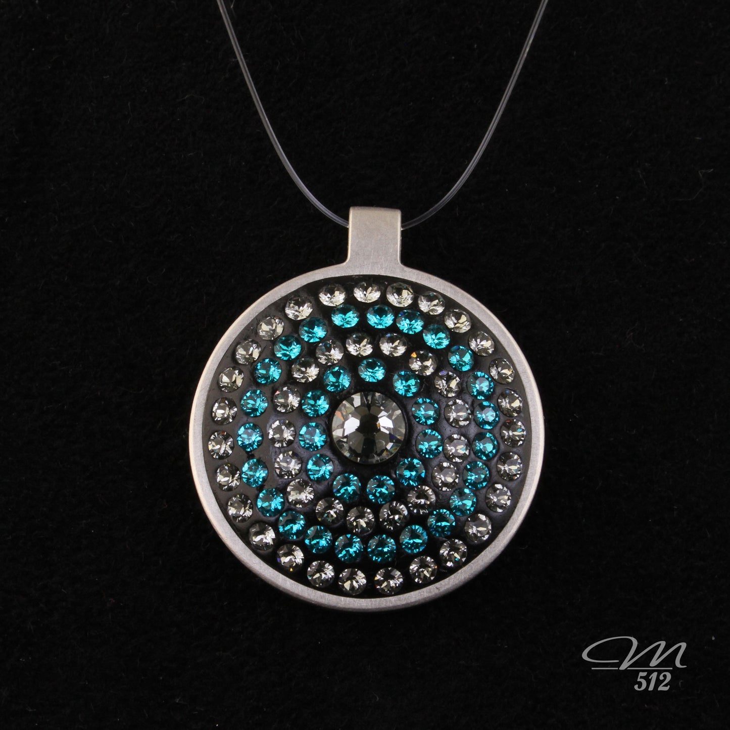 Amulett Blue Zircon