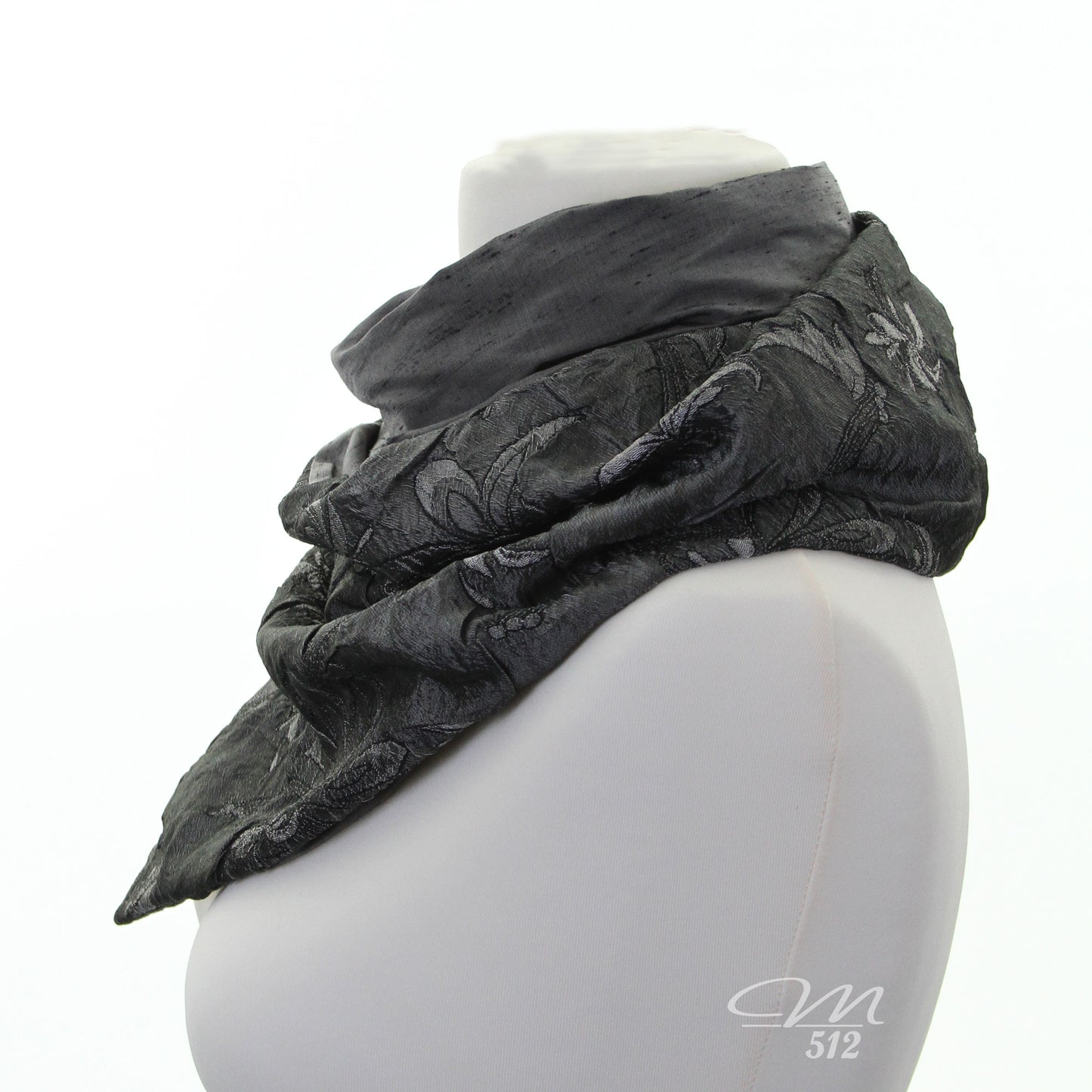 DRAPÉ® Silber-Ranken Seide