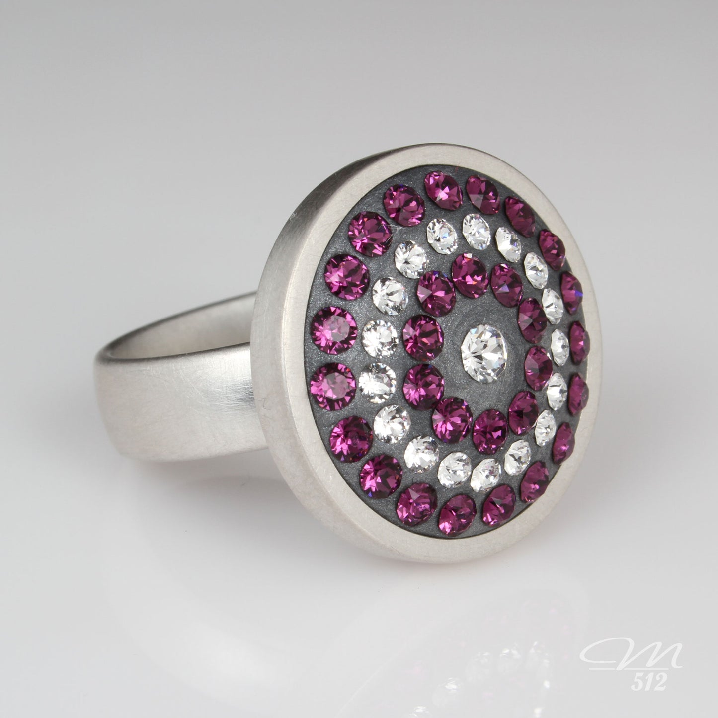 Ring Violet Dream