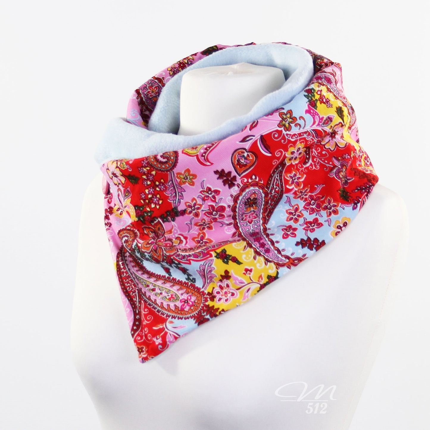 Warmes DRAPÉ Blüten-Paisley Hellblau-Rosé
