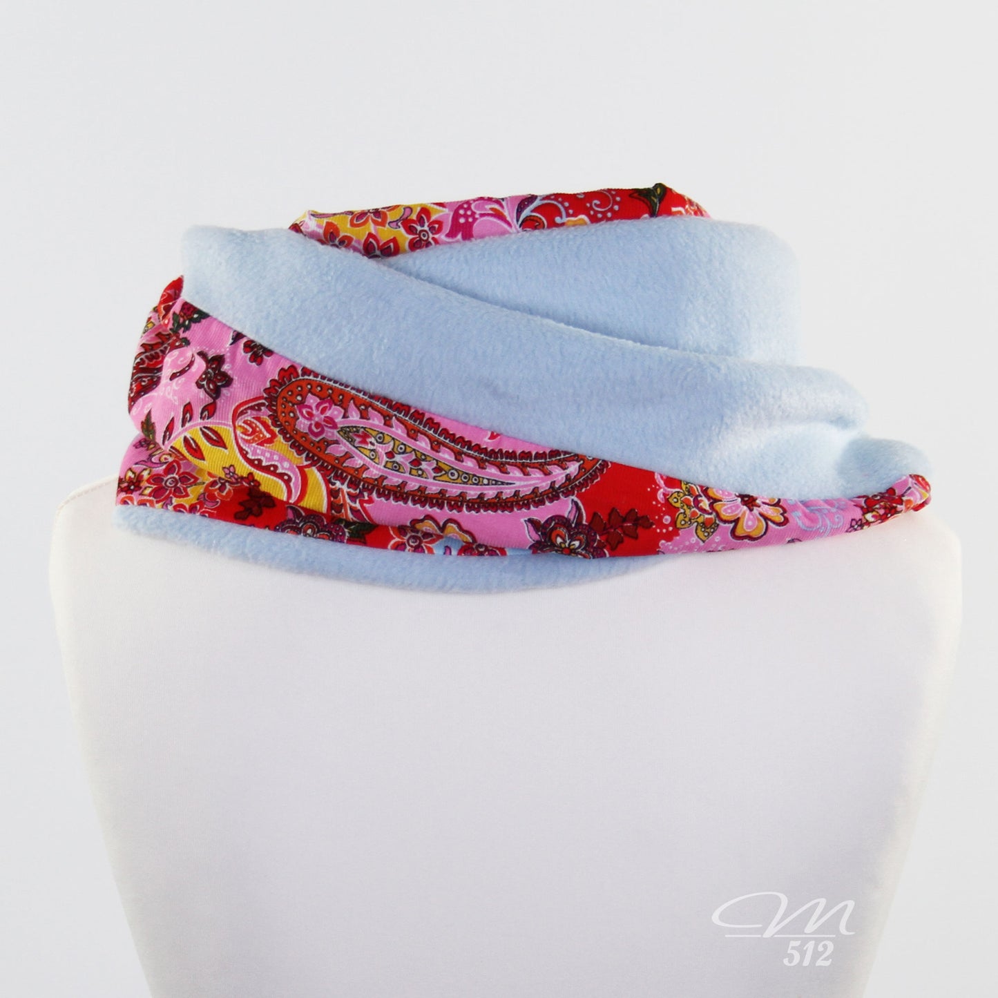 Warmes DRAPÉ Blüten-Paisley Hellblau-Rosé