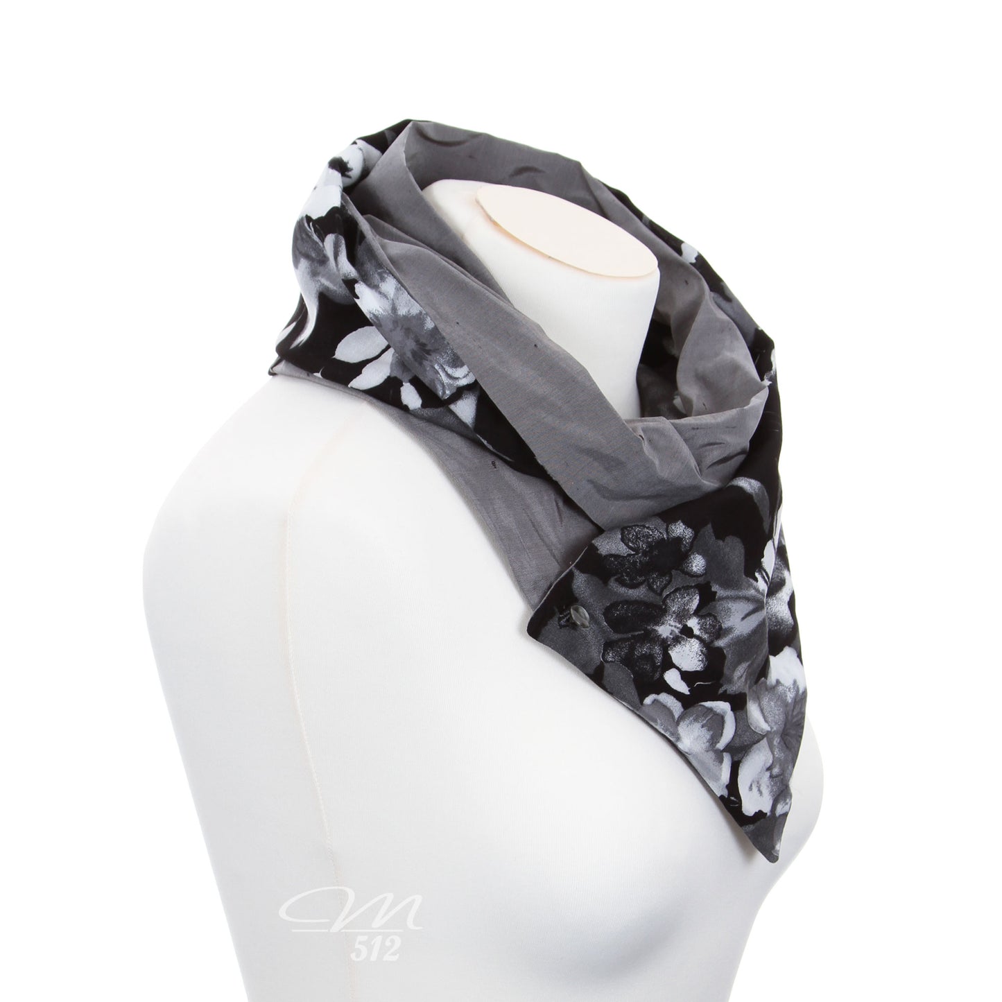 DRAPÉ® Flowers Black White + Silver