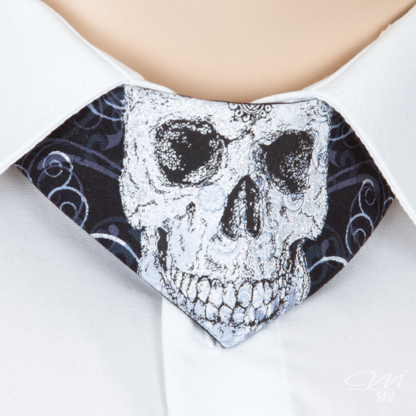 No-Tie Silver Skull