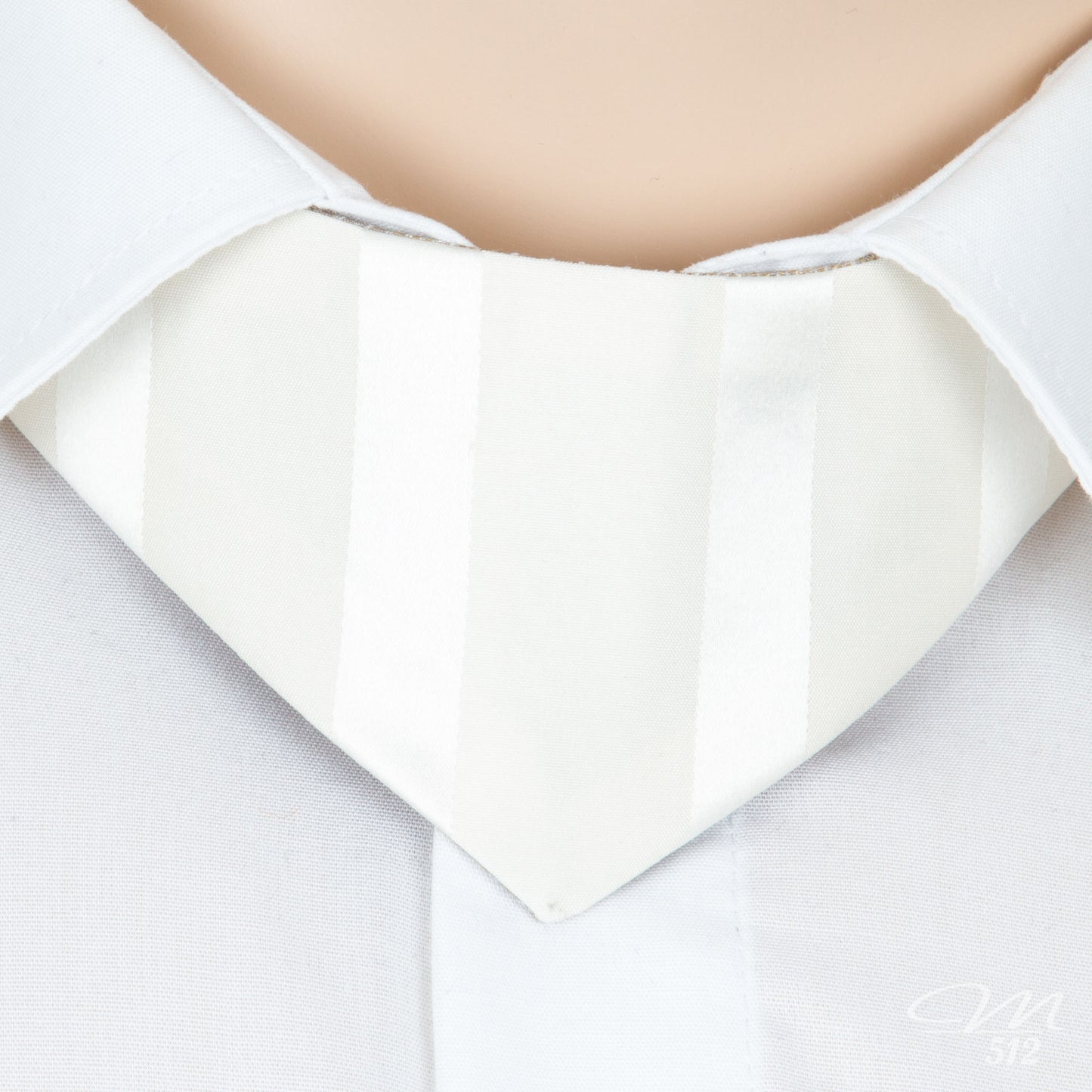 No-Tie Bright Elegance