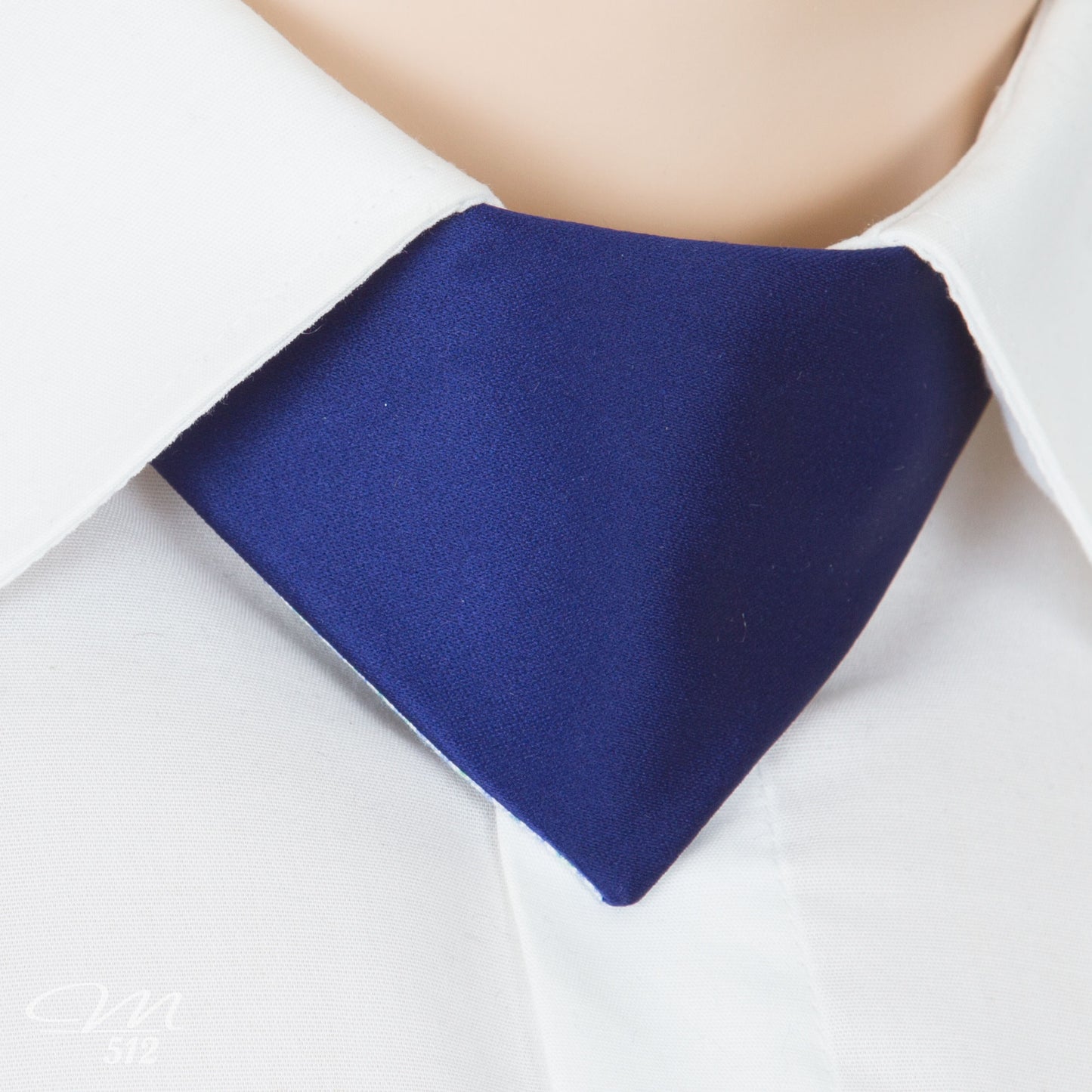 No-Tie Karo Blau